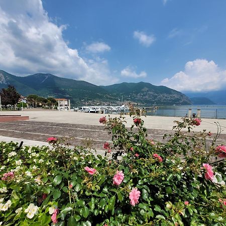 Light On Lake Iseo Clusane Luaran gambar